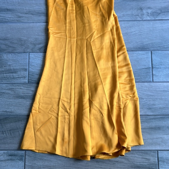 Lovers and friends golden maxi dress - Picture 3 of 7